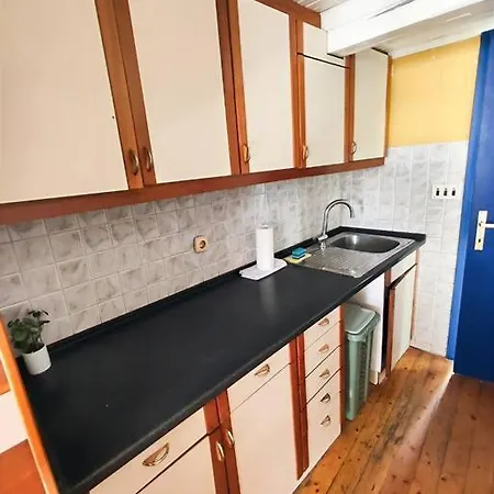 דירה Perfect Location Free Wifi Center Three People *